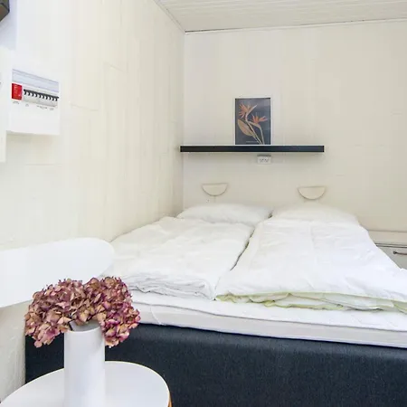 8 Person In Ebeltoft